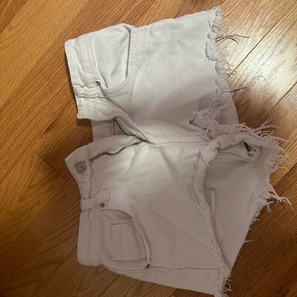 Women's Frayed Hem White Shorts